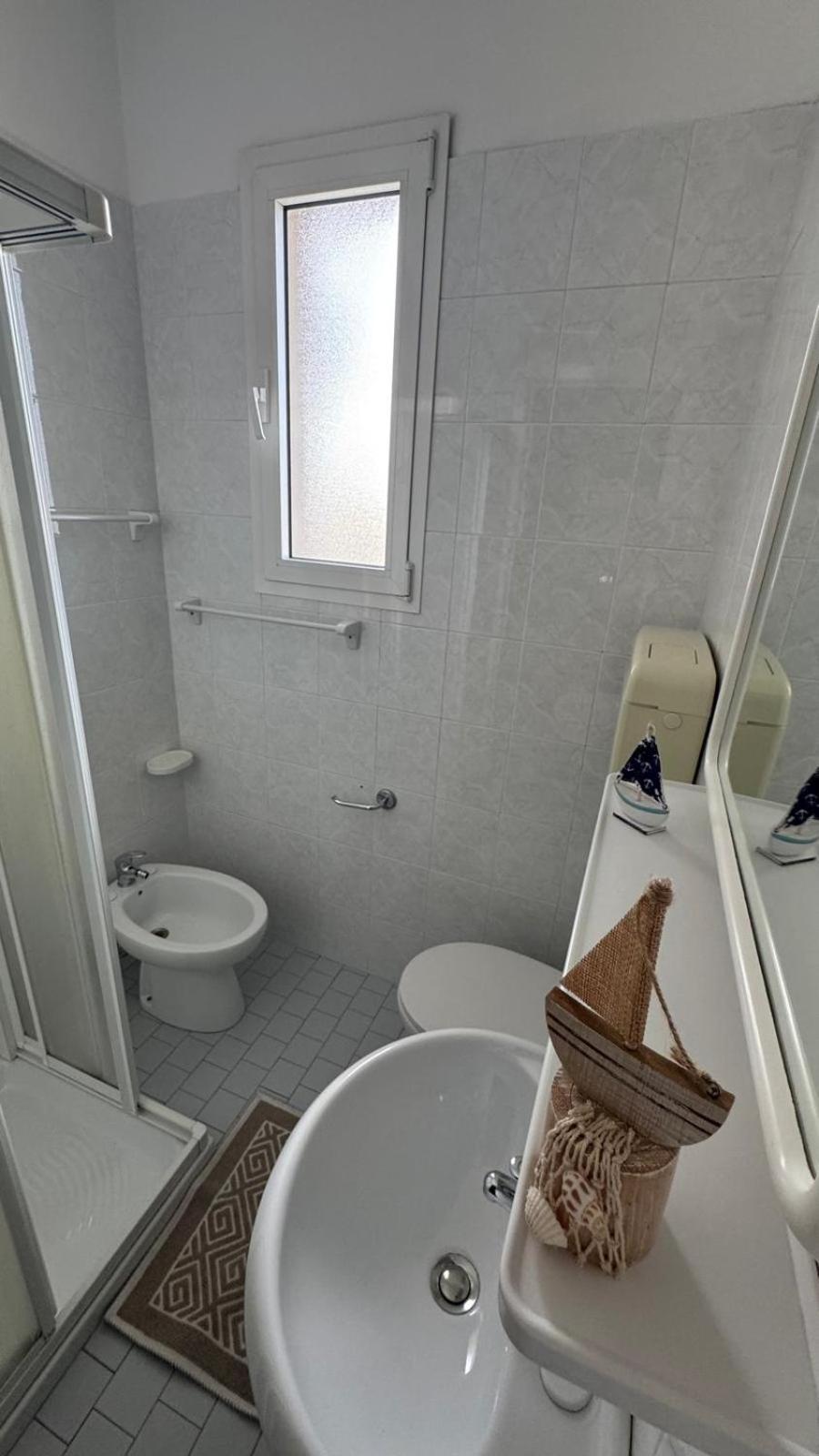 Hotel Oltremar B&B Cattolica Buitenkant foto