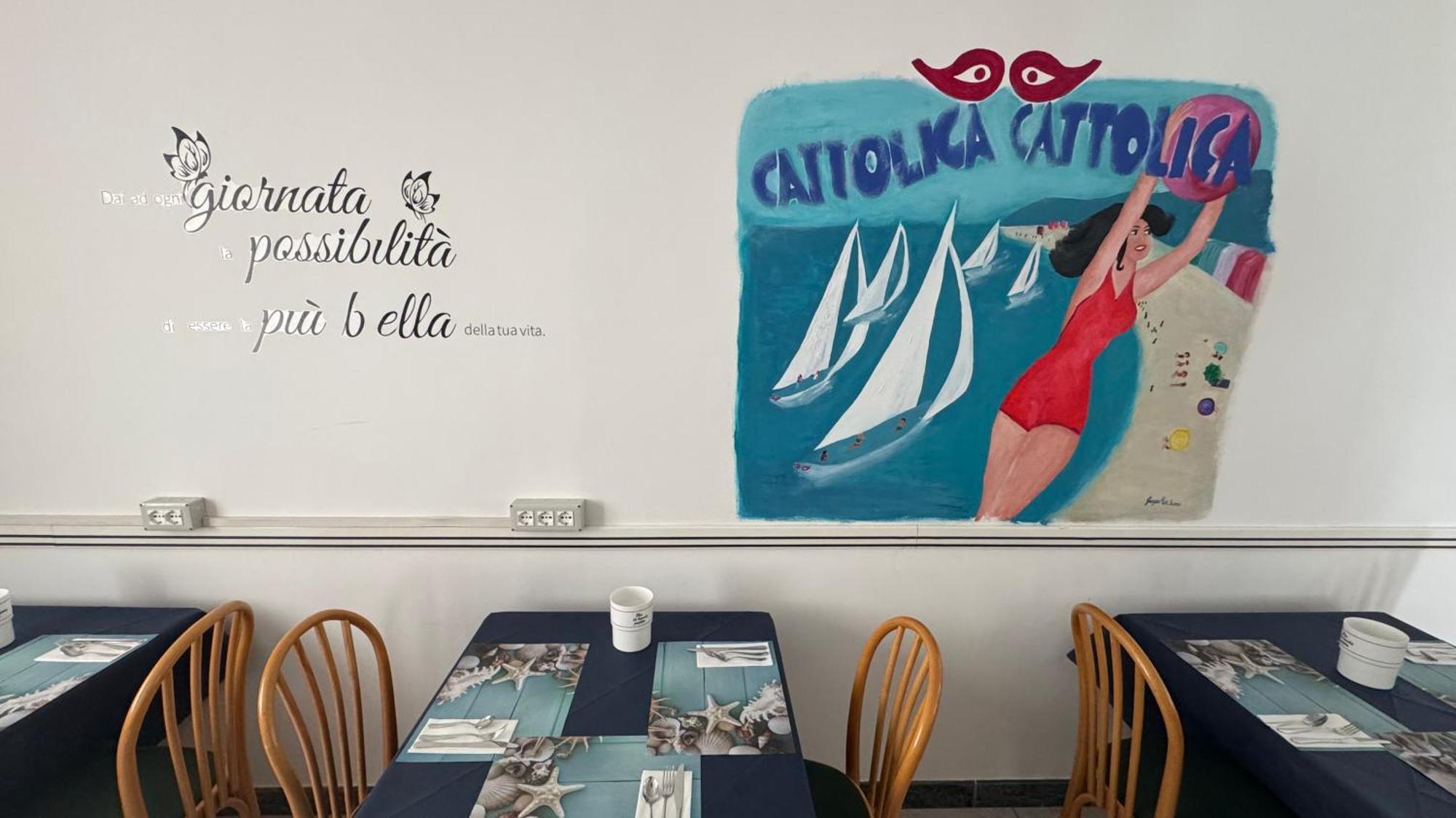 Hotel Oltremar B&B Cattolica Buitenkant foto